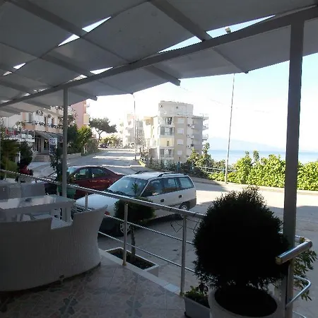 Hotel Ilria 4*