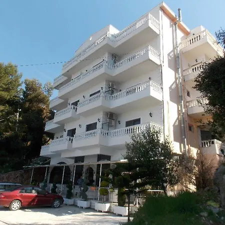 Hotel Ilria 4*
