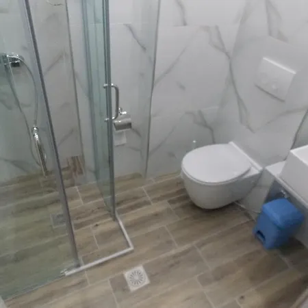 Ilria Sarande