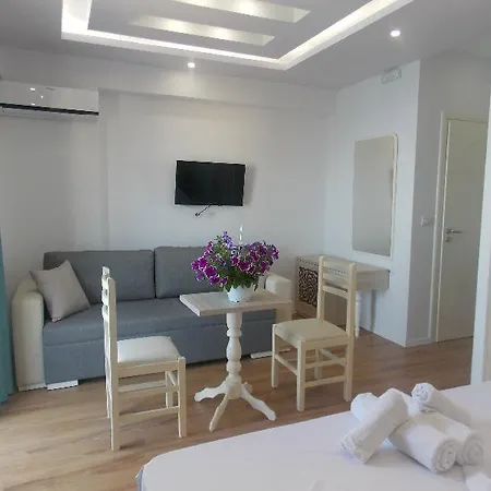 Ilria Hotel 4*