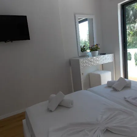 Ilria Hotel