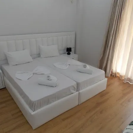Hotel Ilria 4*